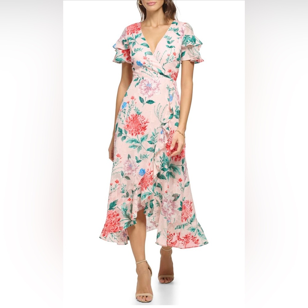 Feminine Floral Kenzie Maxi Dress